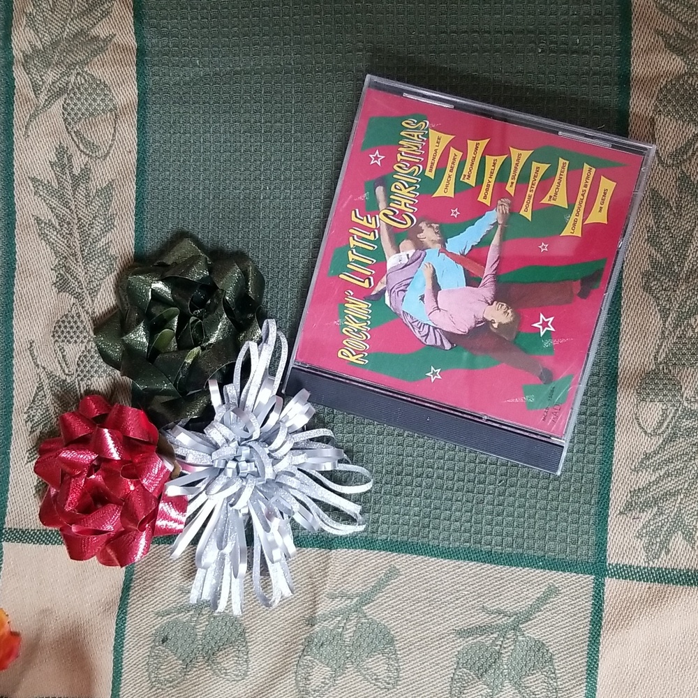 🎄MCA RECORDS CHRISTMAS CD